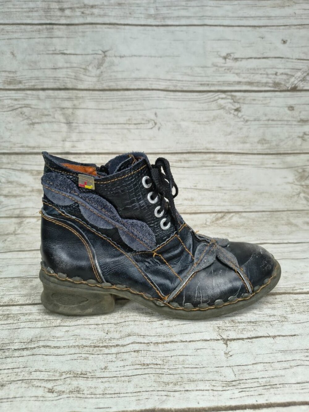 TMA Black Leather Mixed Texture Lace-Up Ankle Boots Size 8.5